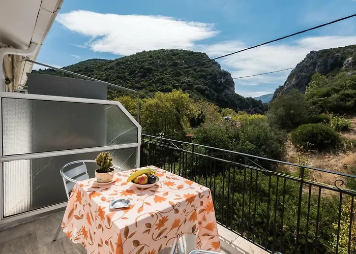 Areti شقة بوروس