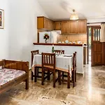 Διαμέρισμα Areti Πόρος