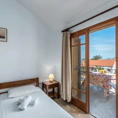 Areti Apartamento *