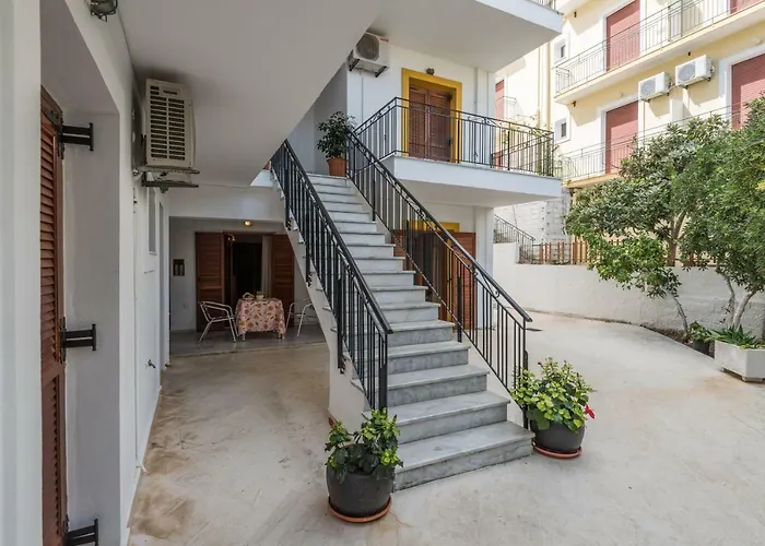 Areti * Poros (Kefalonia)